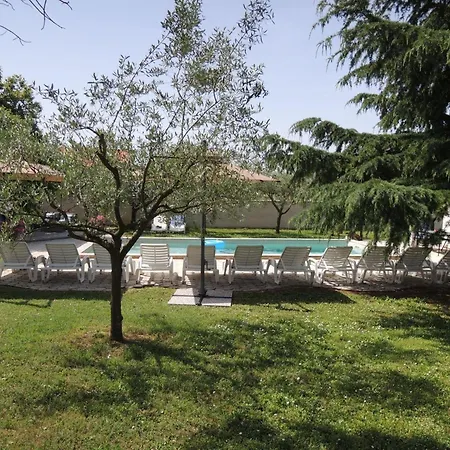 Tatil Evi Melisa Mit Pool In